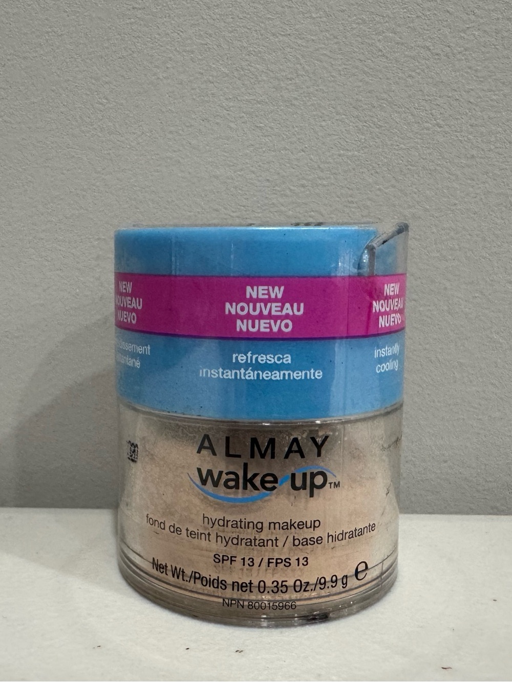 Almay Wake Up Hydrating Makeup 020 Buff Chamois